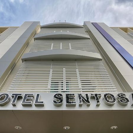 Hotel Sentosa Kuala Belait Exteriör bild