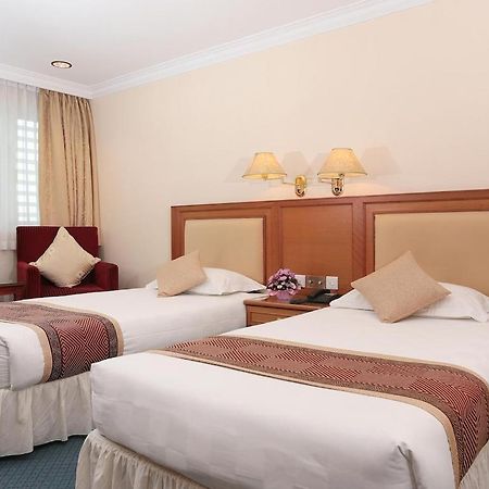 Hotel Sentosa Kuala Belait Exteriör bild